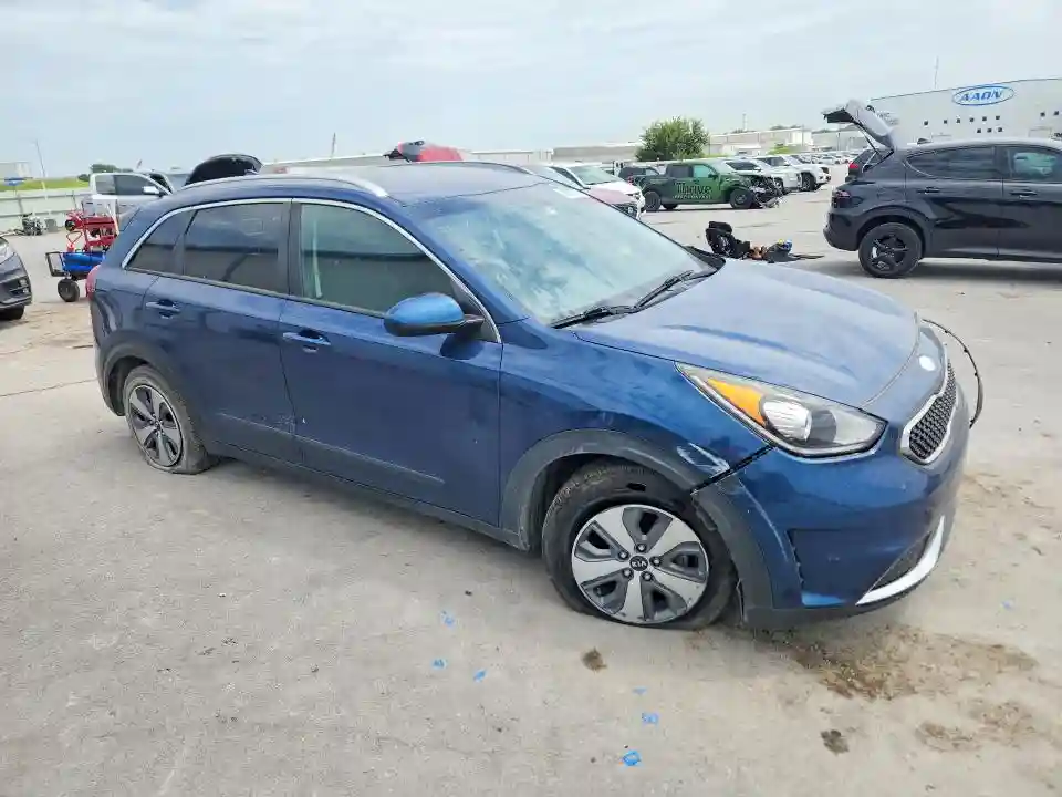 KNDCB3LCXK5351941 2019 KIA NIRO-3