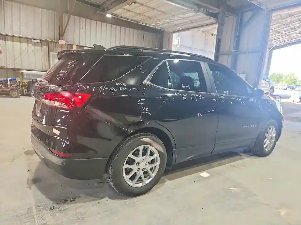 3GNAXKEV8NL109887 2022 CHEVROLET EQUINOX-2