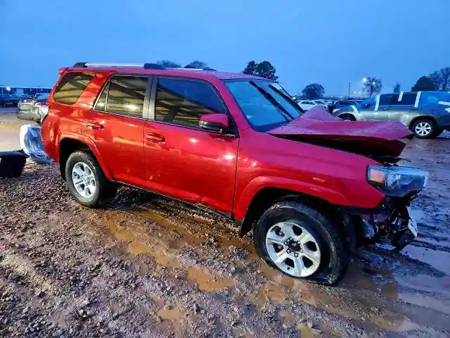 JTEMU5JR3P6127022 2023 TOYOTA 4RUNNER-3