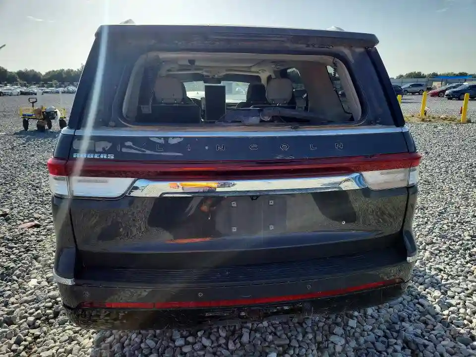 5LMJJ2TG3PEL15886 2023 LINCOLN NAVIGATOR-5