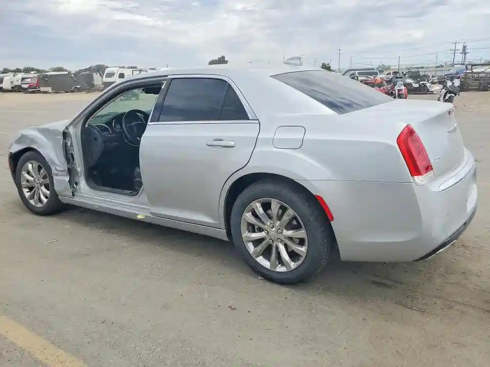 2C3CCARG8MH550465 2021 CHRYSLER 300-1