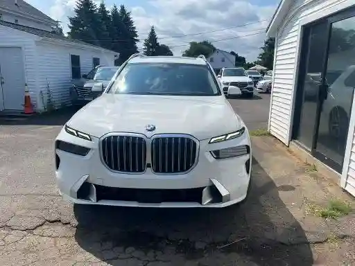 5UX23EM0XS9X97121 2025 BMW X7-5