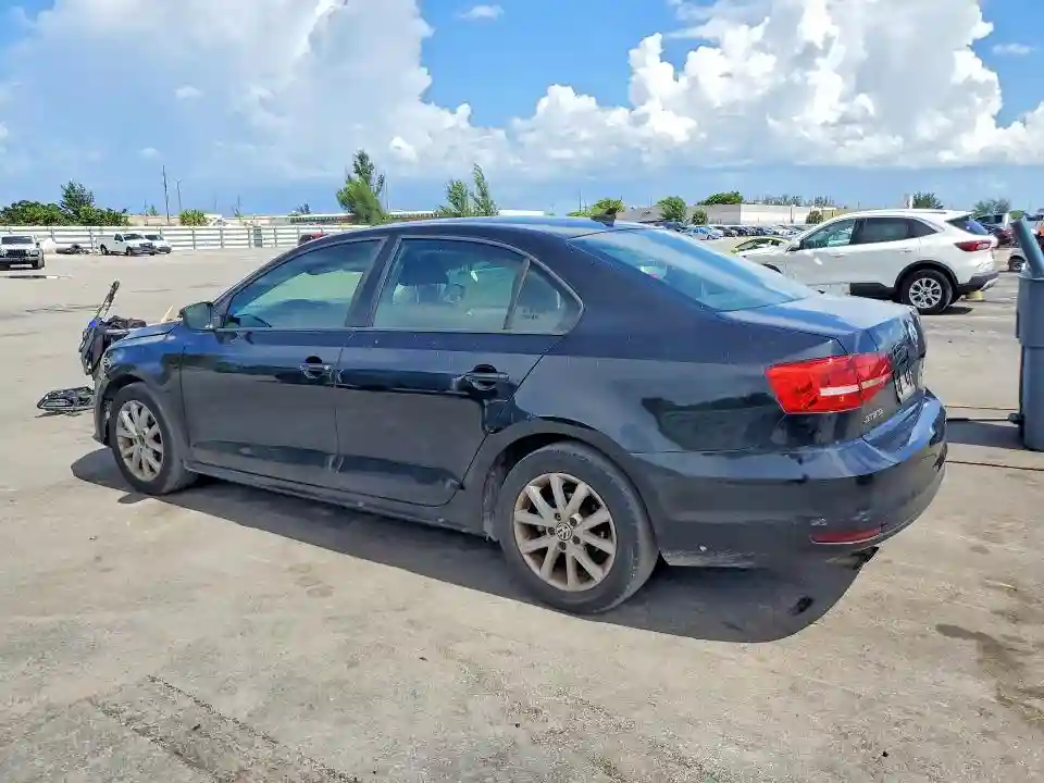 3VWD07AJ5FM326543 2015 VOLKSWAGEN JETTA-1