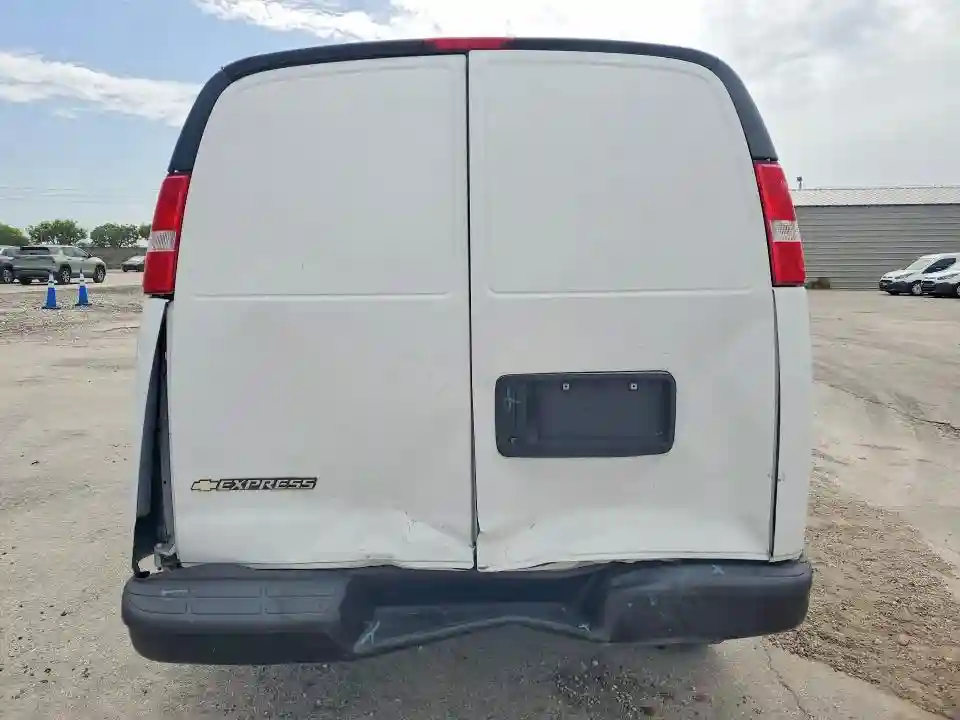 1GCWGAFP6P1115898 2023 CHEVROLET EXPRESS-5