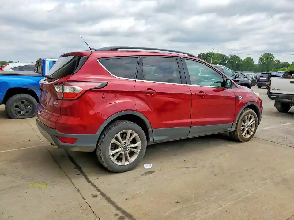1FMCU9G92JUC41591 2018 FORD ESCAPE-2