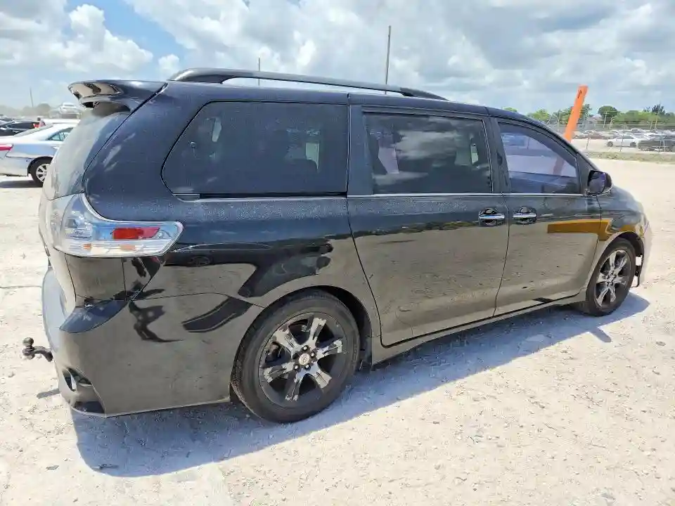 5TDXK3DCXGS698168 2016 TOYOTA SIENNA-2