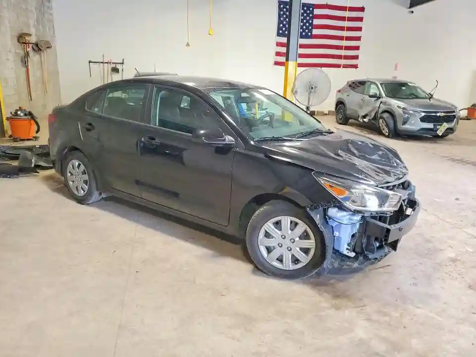 3KPA24AD5PE611618 2023 KIA RIO-3