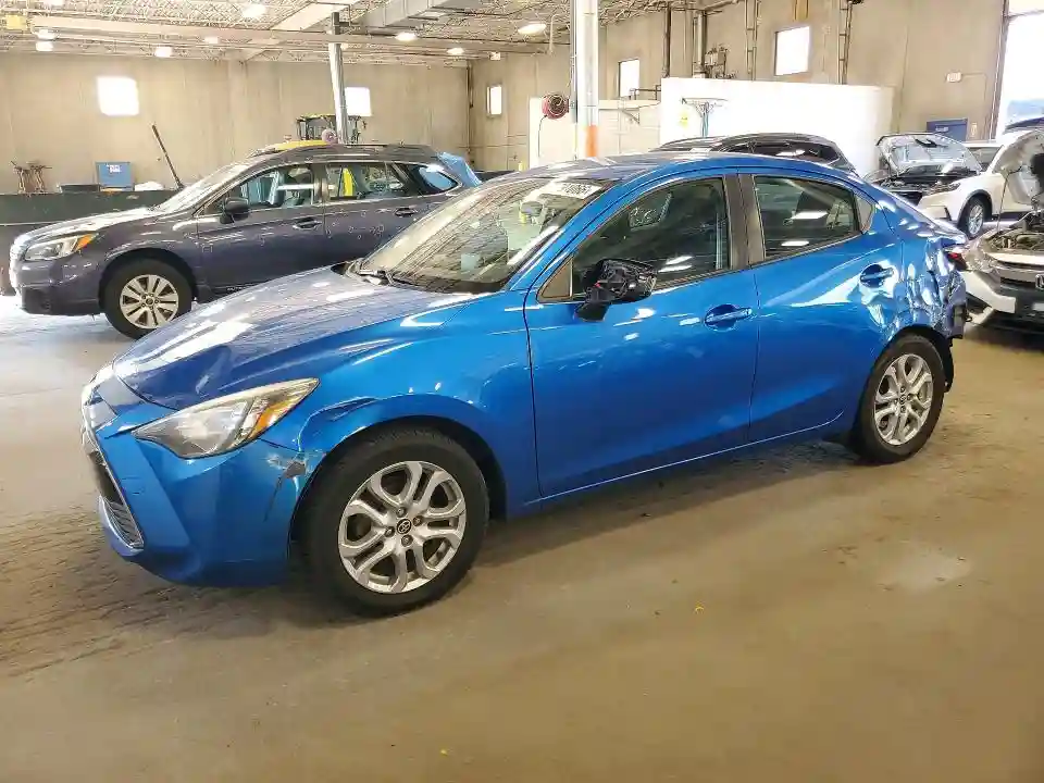 3MYDLBYV7HY162375 2017 TOYOTA YARIS-0