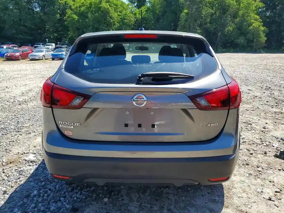 JN1BJ1CR6JW257381 2018 NISSAN ROGUE-5