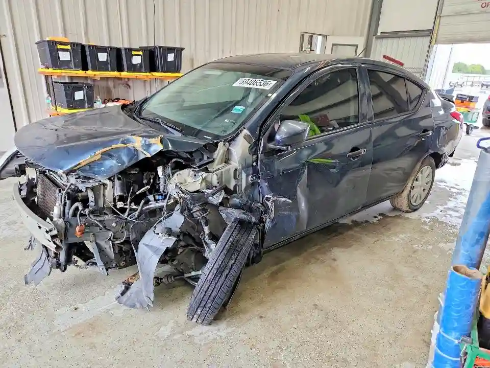 3N1CN7AP5HL824676 2017 NISSAN VERSA-0
