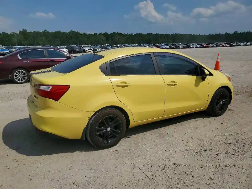 KNADM4A30G6685935 2016 KIA RIO-2