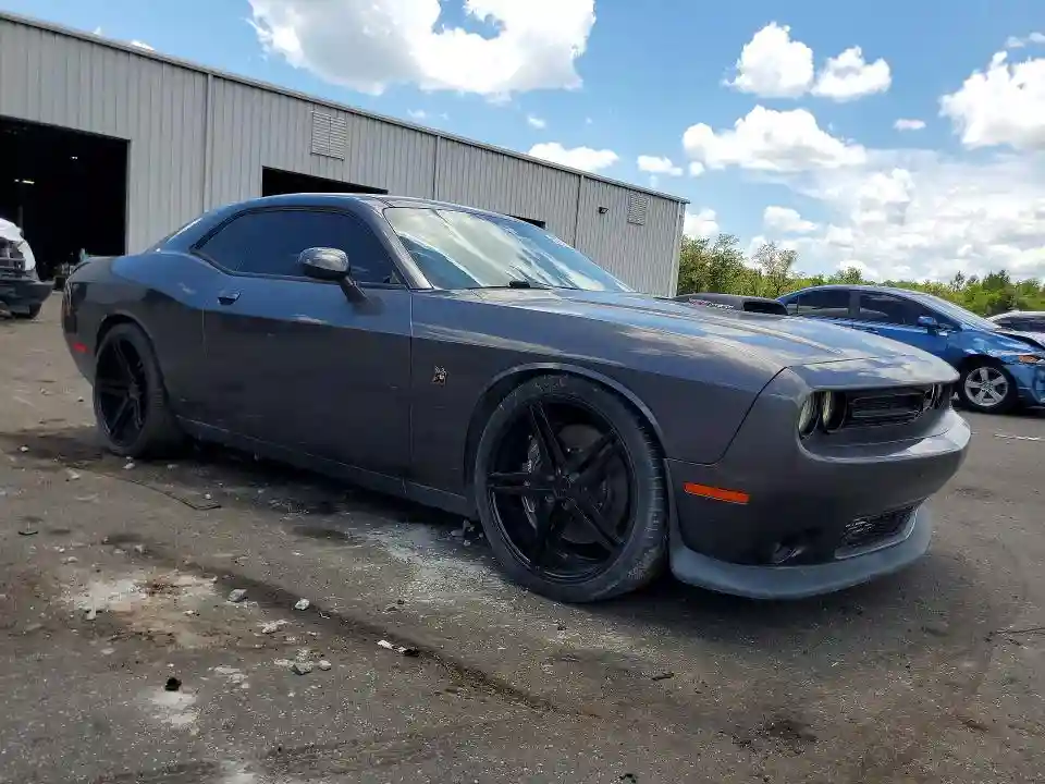 2C3CDZFJ9KH719479 2019 DODGE CHALLENGER-3