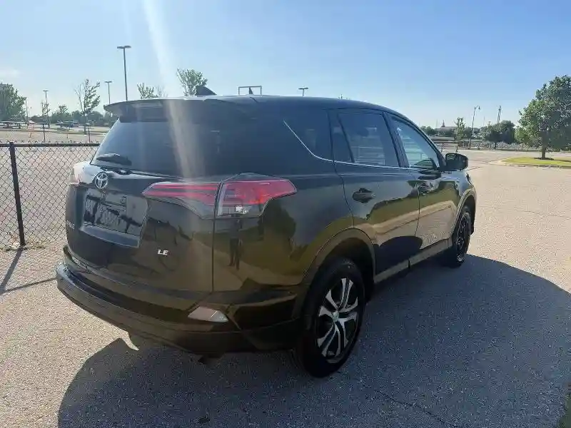 2T3ZFREV7JW467427 2018 TOYOTA RAV4-3