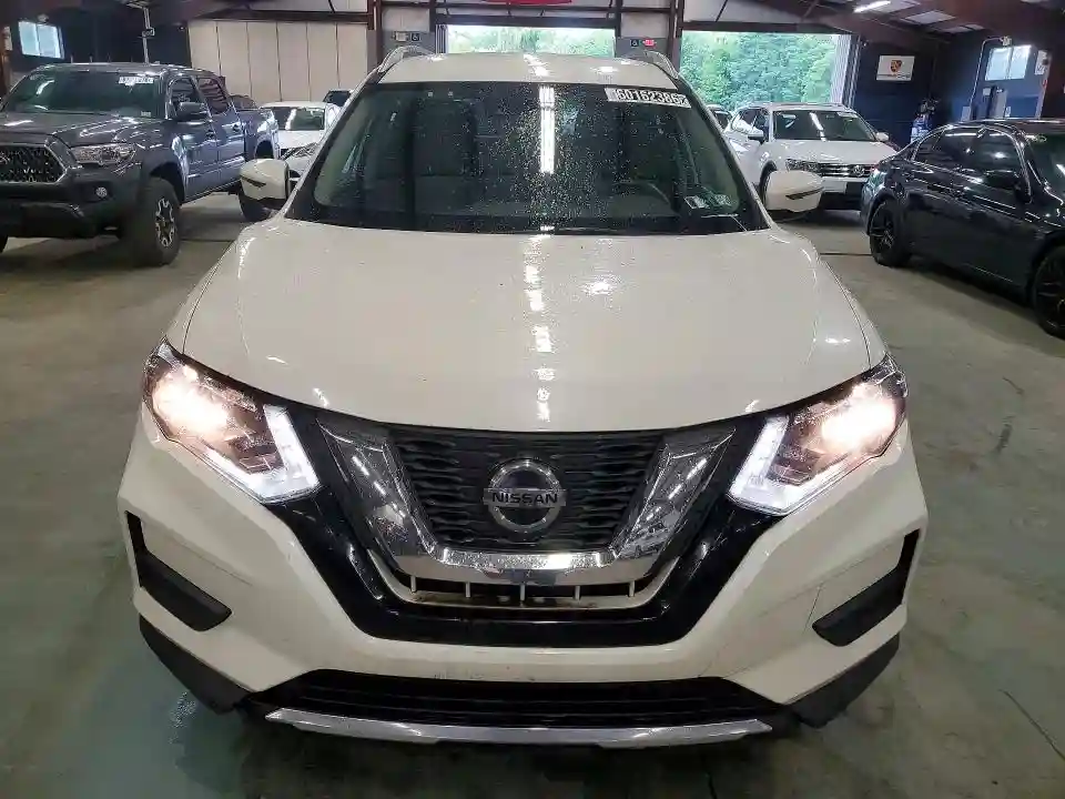JN8AT2MV7KW384988 2019 NISSAN ROGUE-4