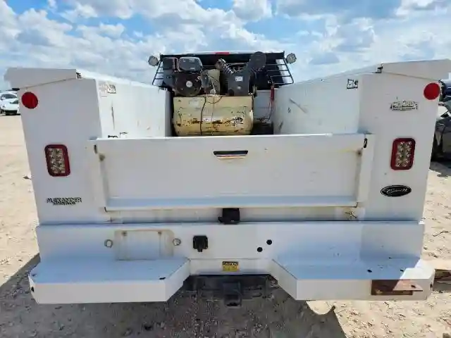 1FD7X2B66JEC27135 2018 FORD F250-5