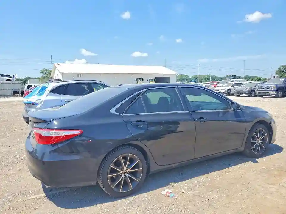 4T1BK1FK0HU585339 2017 TOYOTA CAMRY-2