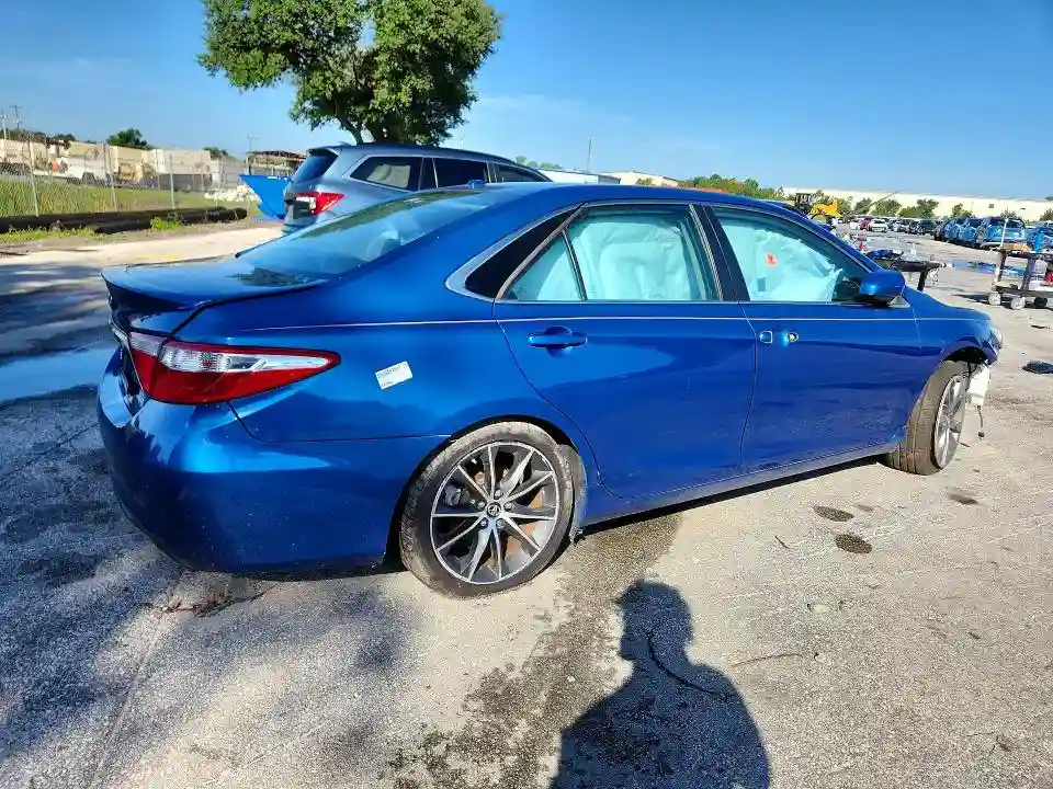 4T1BF1FK2HU785031 2017 TOYOTA CAMRY-2