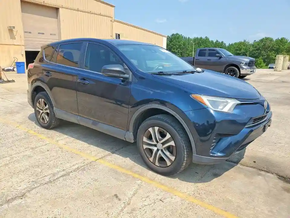 JTMZFREV8JJ729986 2018 TOYOTA RAV4-3