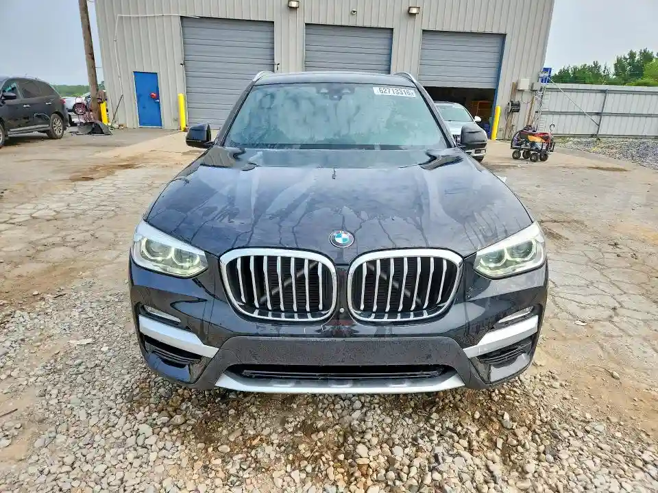 5UXTR7C58KLF37799 2019 BMW X3-4