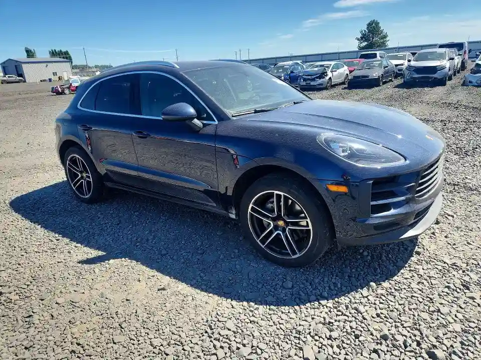 WP1AB2A56LLB35070 2020 PORSCHE MACAN-3