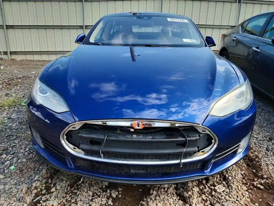 5YJSA1E47FF114353 2015 TESLA MODEL S-4