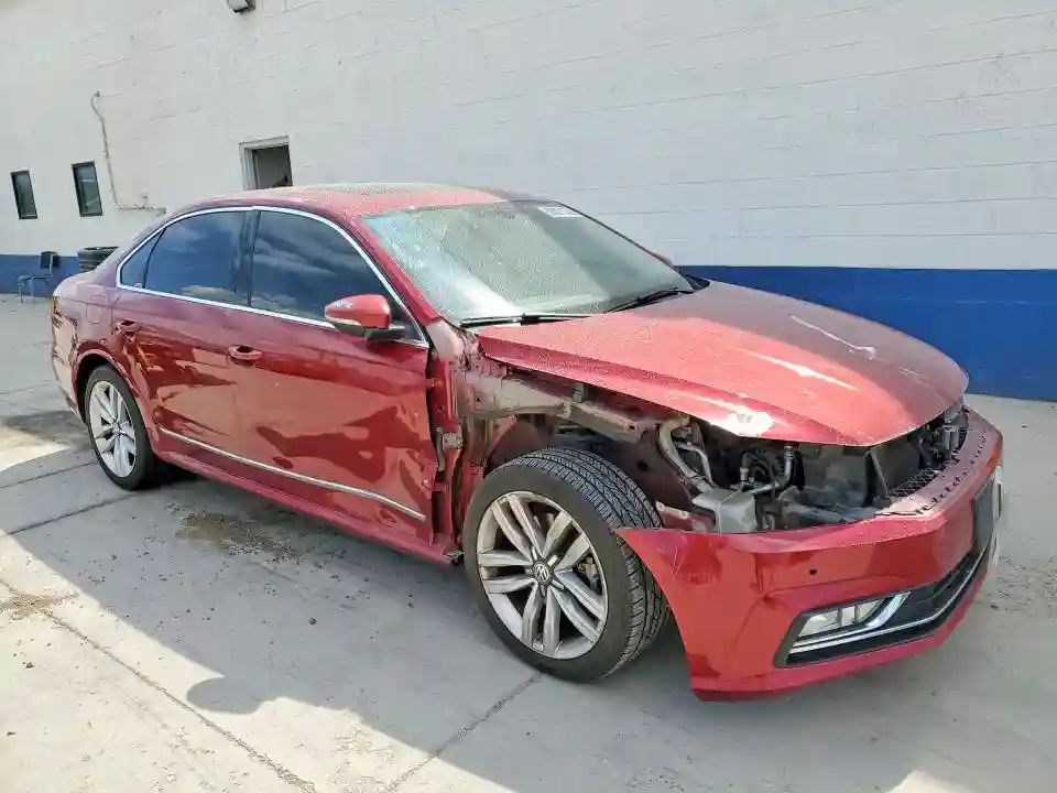1VWGT7A33HC025800 2017 VOLKSWAGEN PASSAT-3