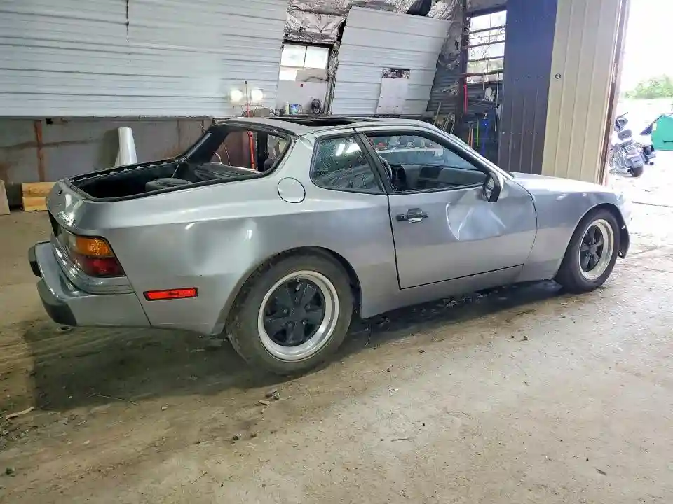 WP0AA0940DN453471 1983 PORSCHE 944-2