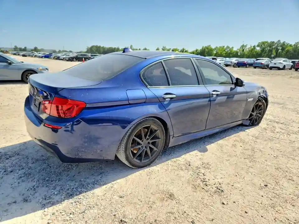 WBA5A5C58GG351289 2016 BMW 5 SERIES-2