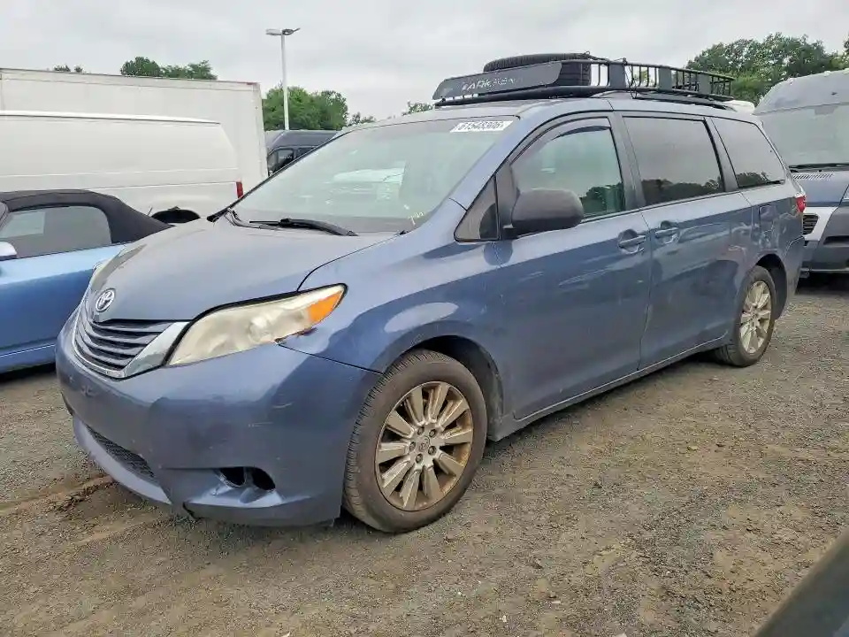 5TDJK3DC7FS101028 2015 TOYOTA SIENNA-0