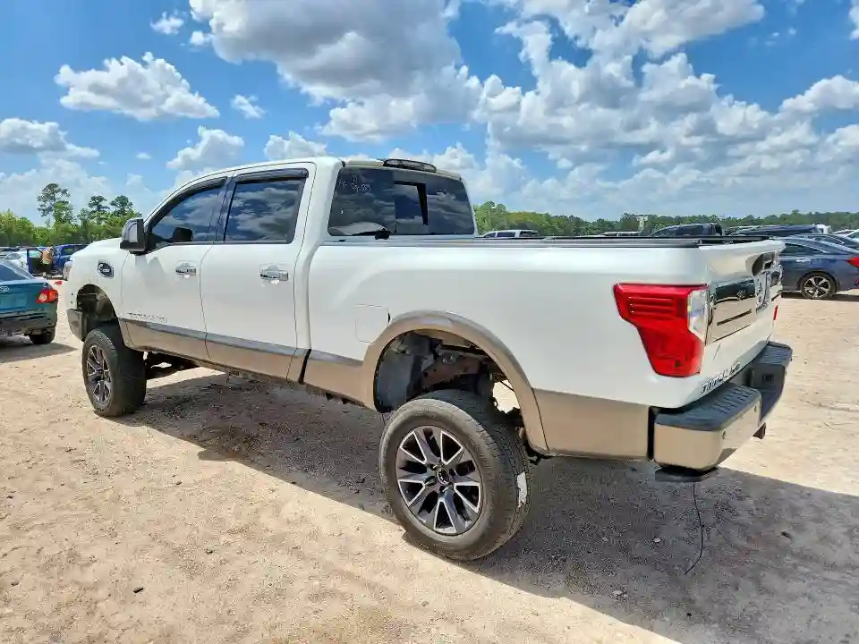 1N6BA1F48JN522365 2018 NISSAN TITAN-1
