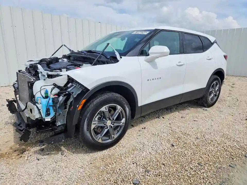 3GNKBCR40SS269564 2025 CHEVROLET BLAZER-0