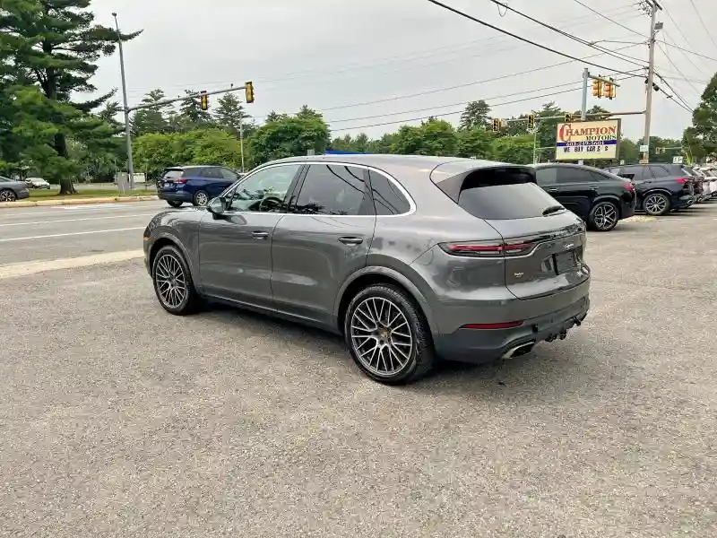 WP1AA2AY7KDA19222 2019 PORSCHE CAYENNE-2