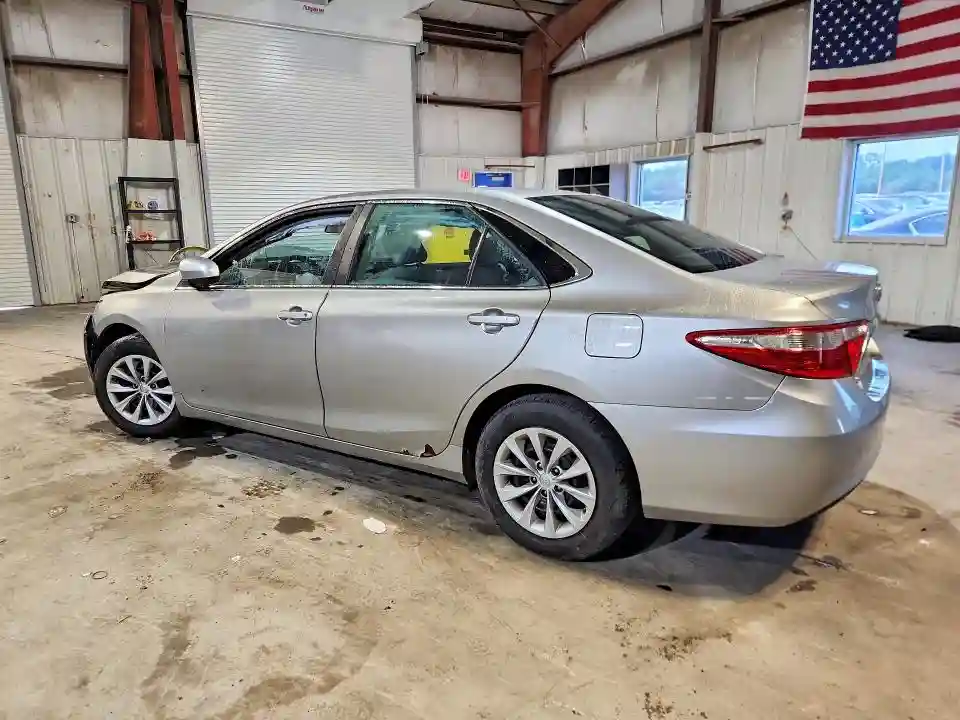 4T4BF1FK1GR518208 2016 TOYOTA CAMRY-1