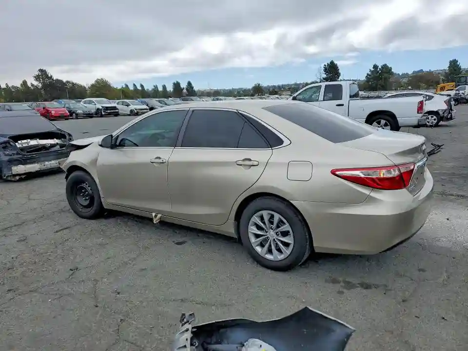 4T1BF1FK9HU386083 2017 TOYOTA CAMRY-1