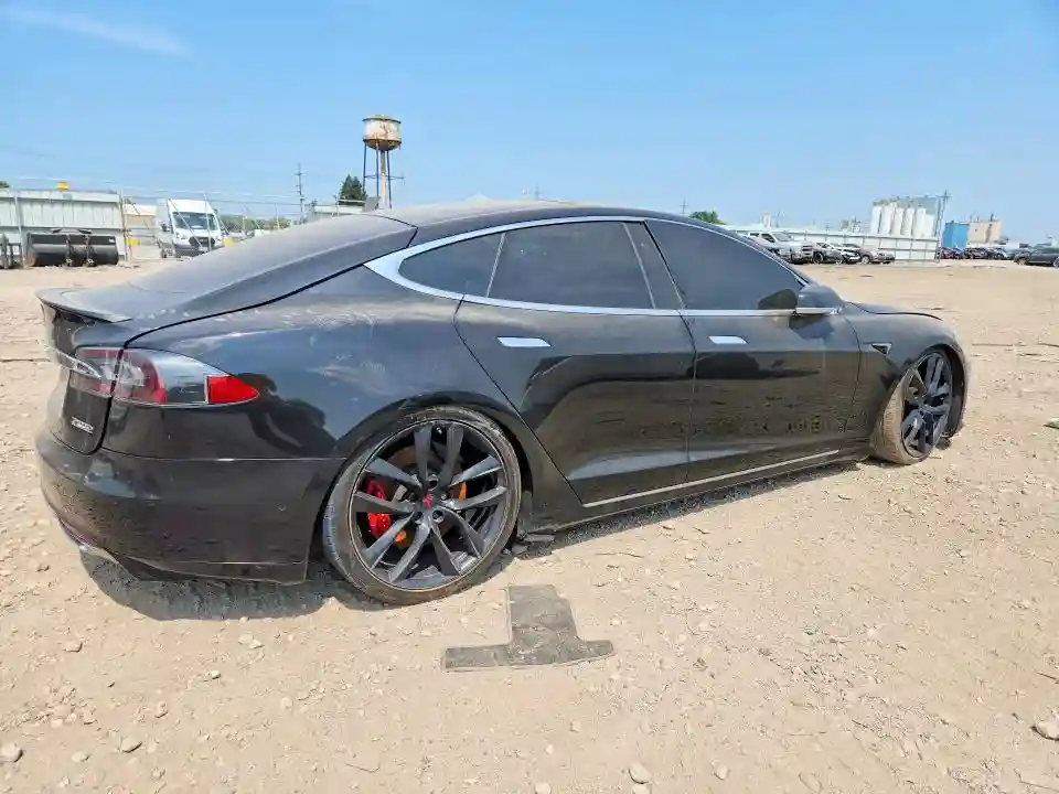 5YJSA1E41JF285480 2018 TESLA MODEL S-2
