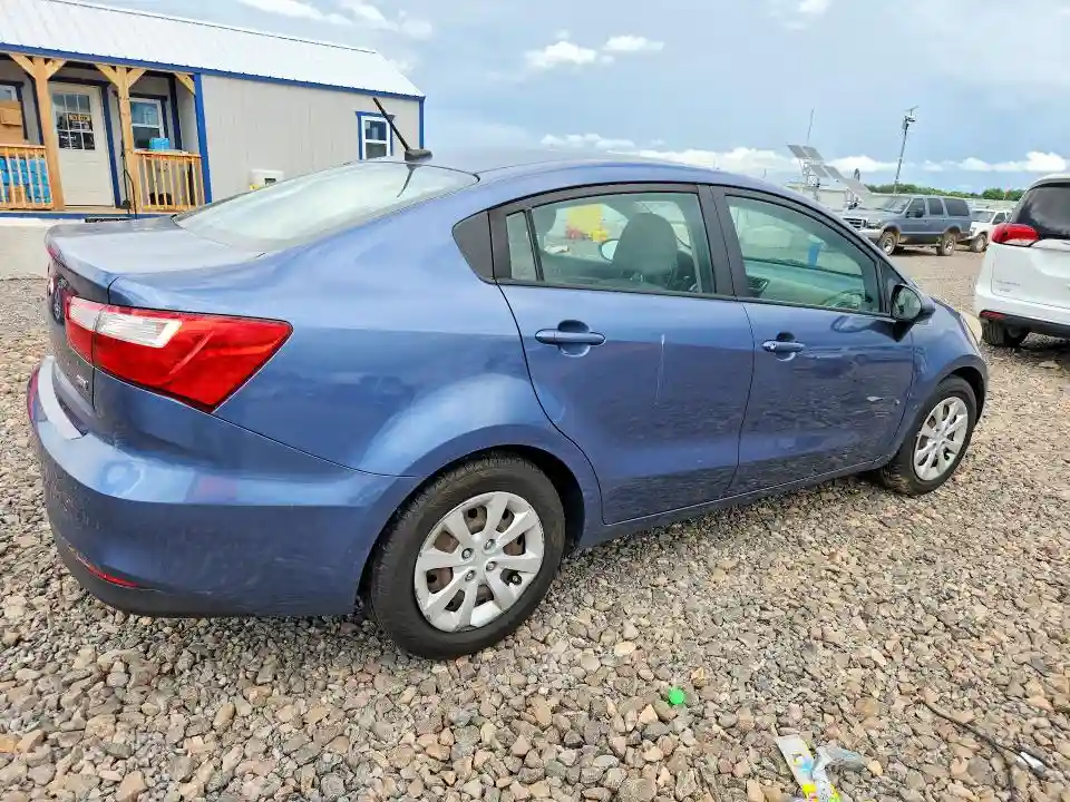 KNADM4A39G6633557 2016 KIA RIO-2
