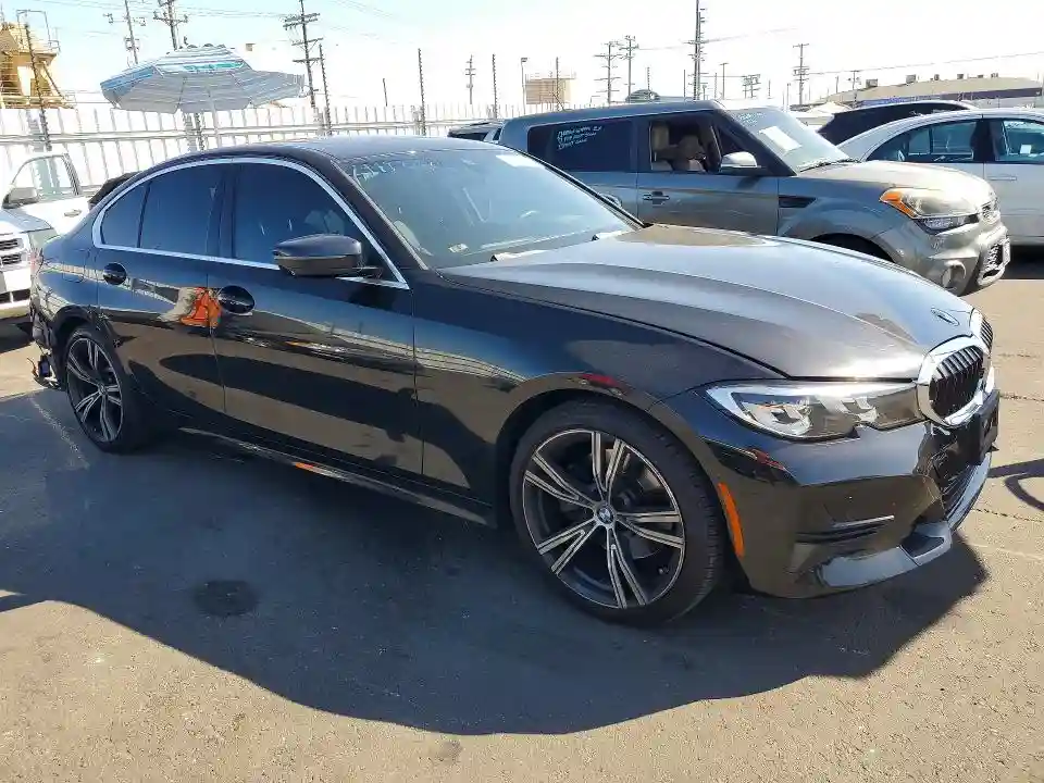 WBA5R1C54KFH13332 2019 BMW 3 SERIES-3