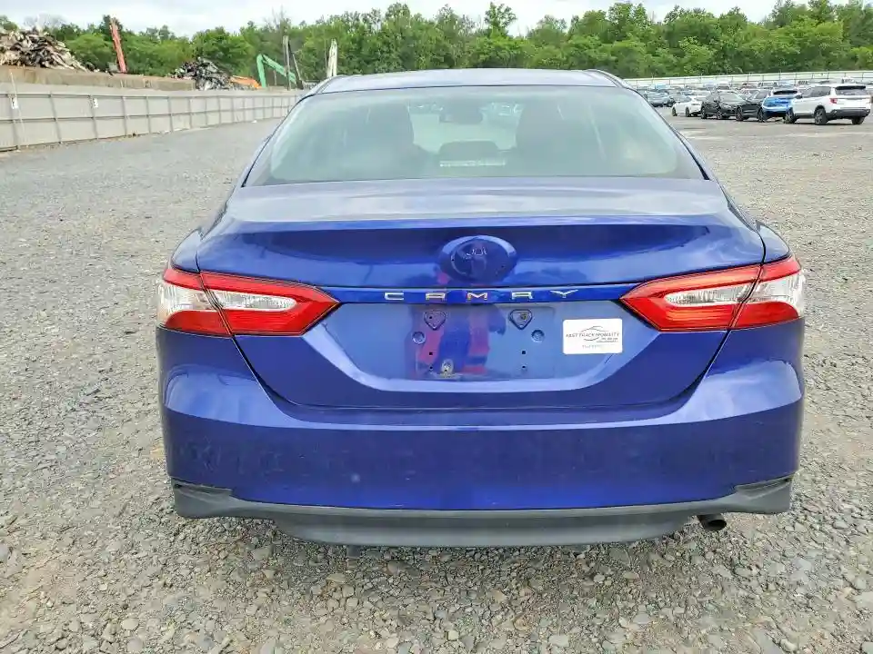 4T1B11HKXJU643494 2018 TOYOTA CAMRY-5