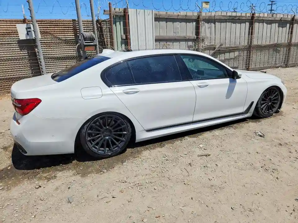 WBA7F2C57GG417114 2016 BMW 7 SERIES-2
