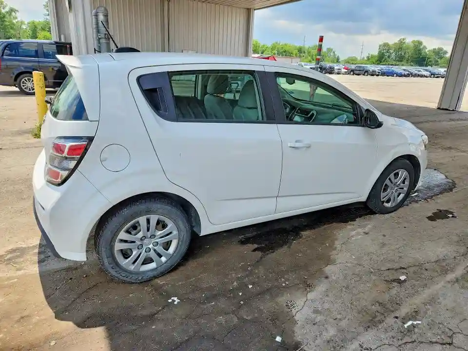 1G1JG6SH4H4170249 2017 CHEVROLET SONIC-2