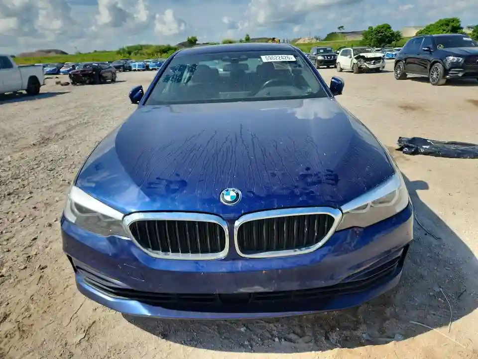 WBAJE7C55JG891379 2018 BMW 5 SERIES-4