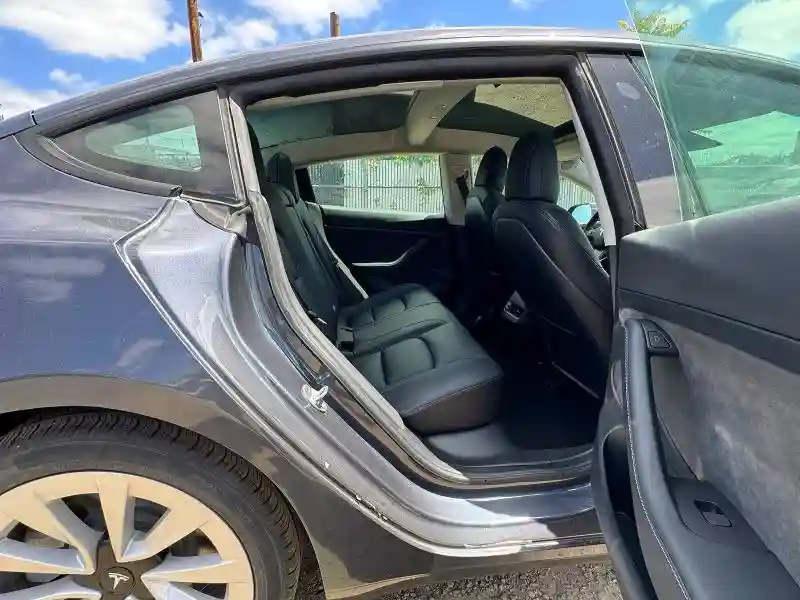 5YJ3E1EA5NF185418 2022 TESLA MODEL 3-5