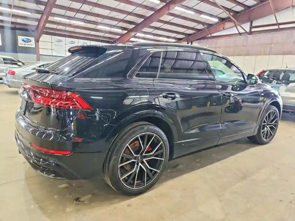 WA1FVAF11KD046511 2019 AUDI Q8-2