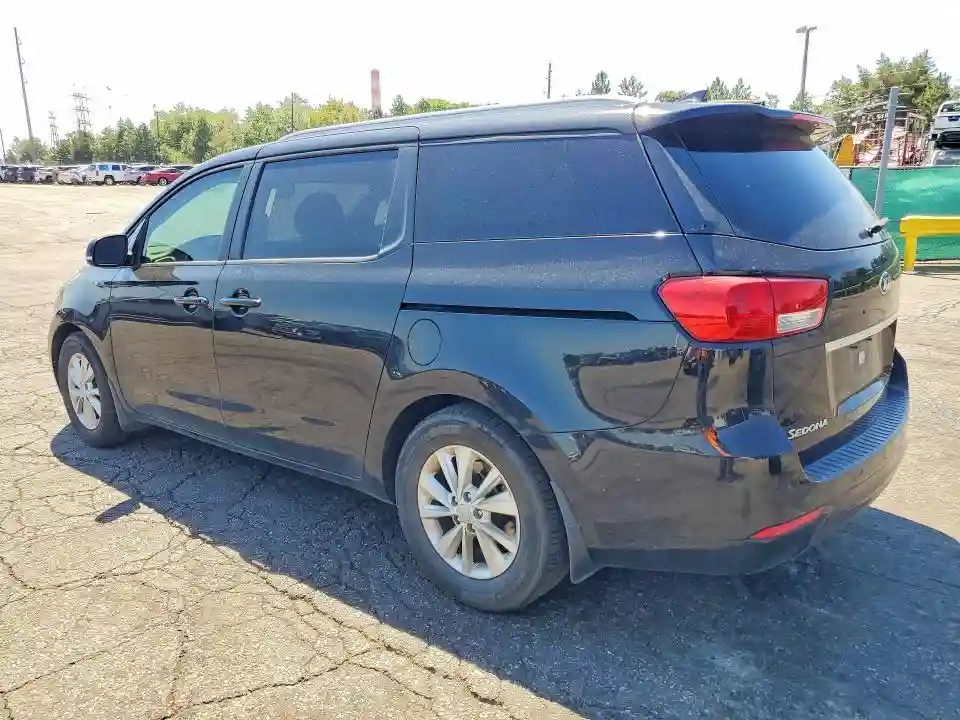 KNDMB5C1XH6322697 2017 KIA SEDONA-1