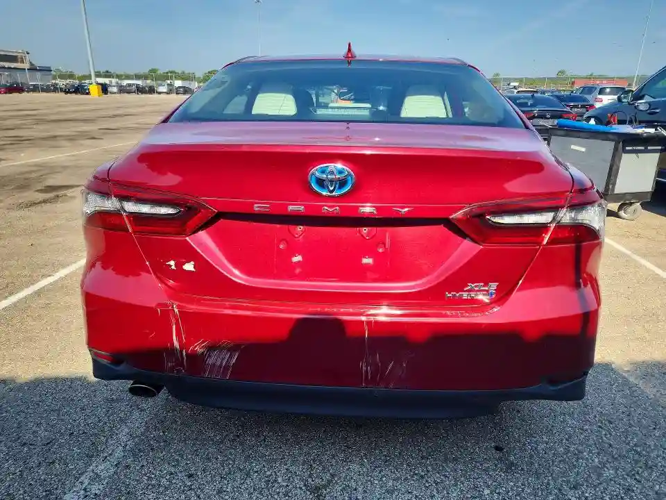 4T1F31AK7MU547266 2021 TOYOTA CAMRY-5