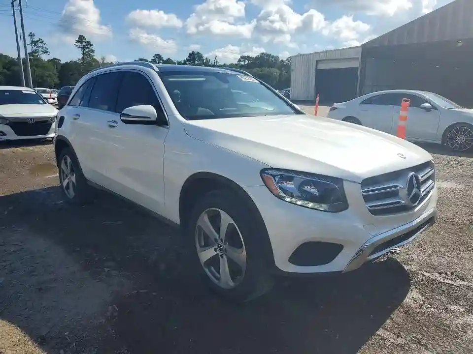 WDC0G4JB8HF249023 2017 MERCEDES-BENZ GLC-CLASS-3