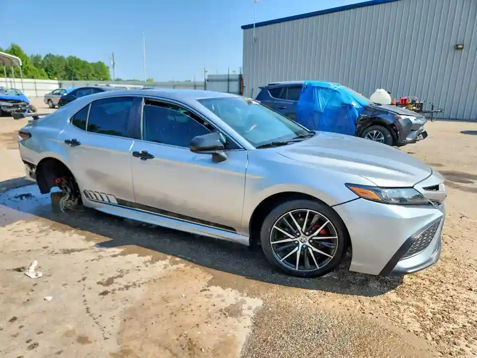 4T1G11AK0MU520615 2021 TOYOTA CAMRY-3