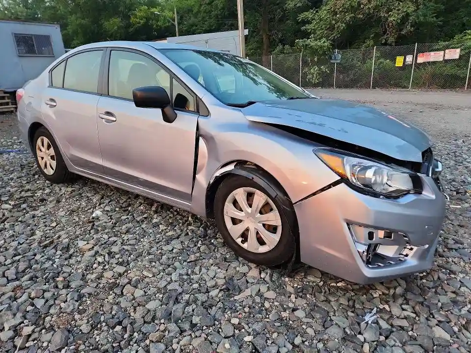 JF1GJAA62FH010470 2015 SUBARU IMPREZA-3