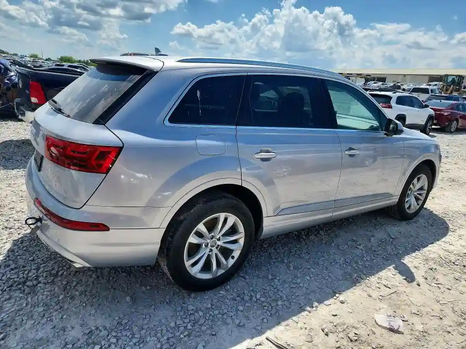 WA1LAAF73KD006417 2019 AUDI Q7-2