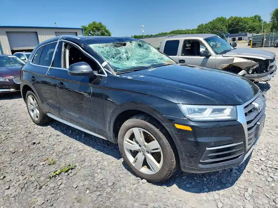 WA1BNAFY7J2176637 2018 AUDI Q5-3